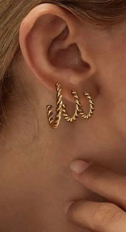 Helly (gold and silver)